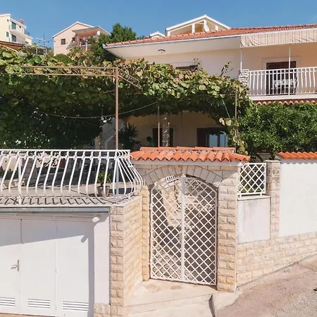 Appartement Spira Puovica *