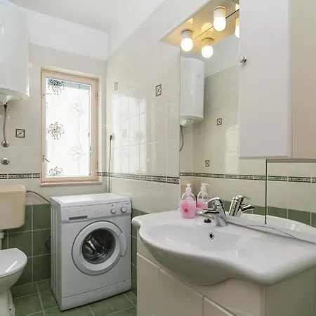 Apartment Amazing In With House Sea View *